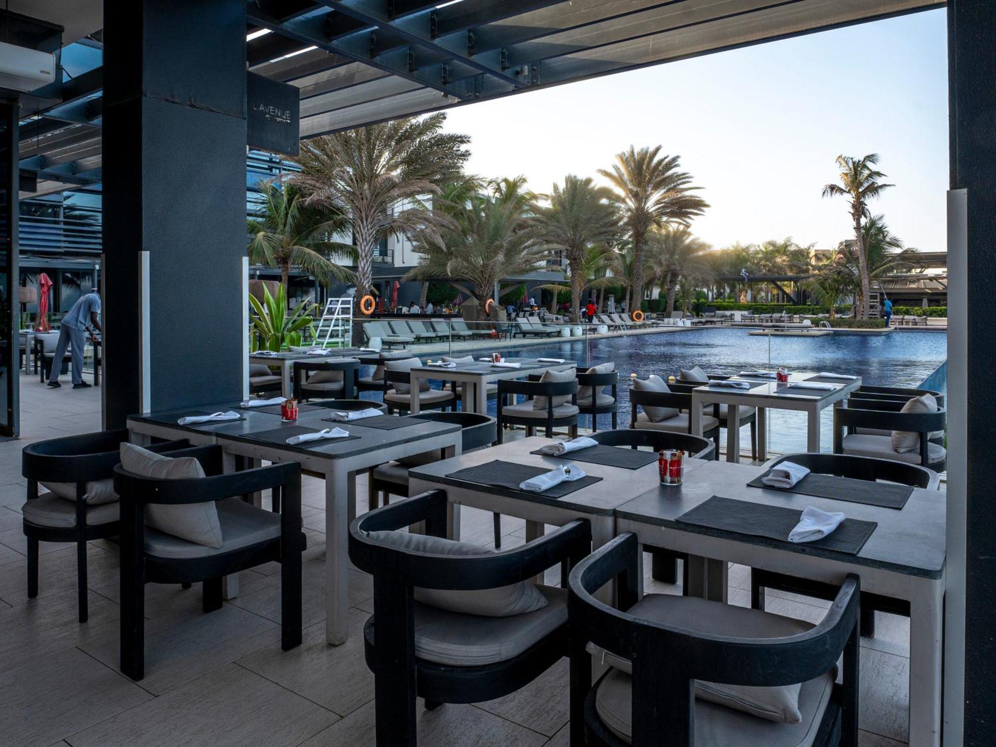فندق راديسون بلو، داكار سي بلازا داكاغْ المظهر الخارجي الصورة The Beach, Jumeirah